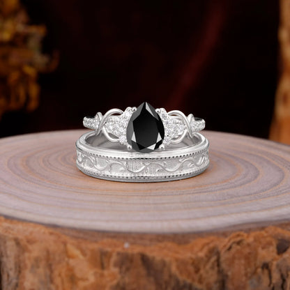 Luxurious Vintage 4-Prong Pear-Cut Natural Black Onyx Engagement Couple Rings