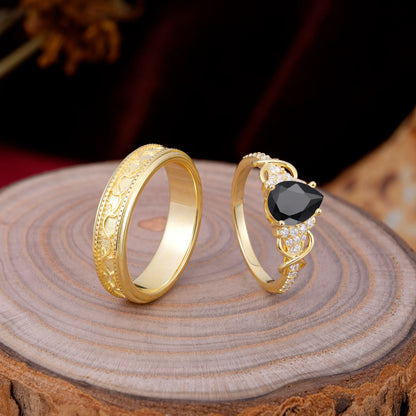 Luxurious Vintage 4-Prong Pear-Cut Natural Black Onyx Engagement Couple Rings