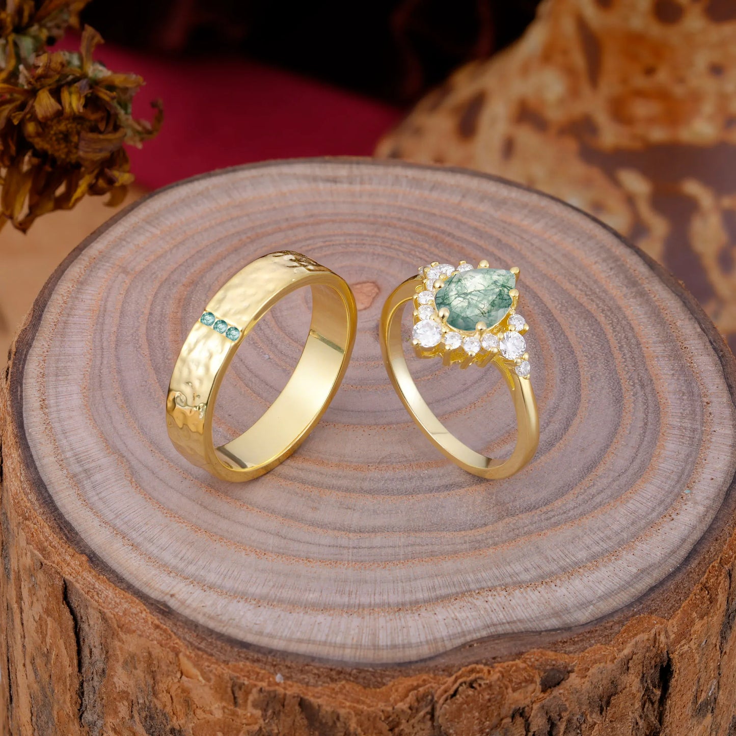 Luxurious 5-Prong Pear-Cut Moss Agate Engagement Couple Rings