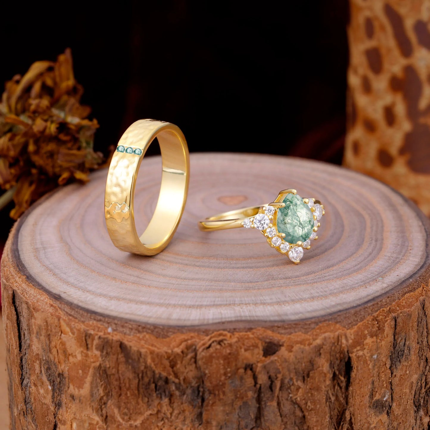 Luxurious 5-Prong Pear-Cut Moss Agate Engagement Couple Rings