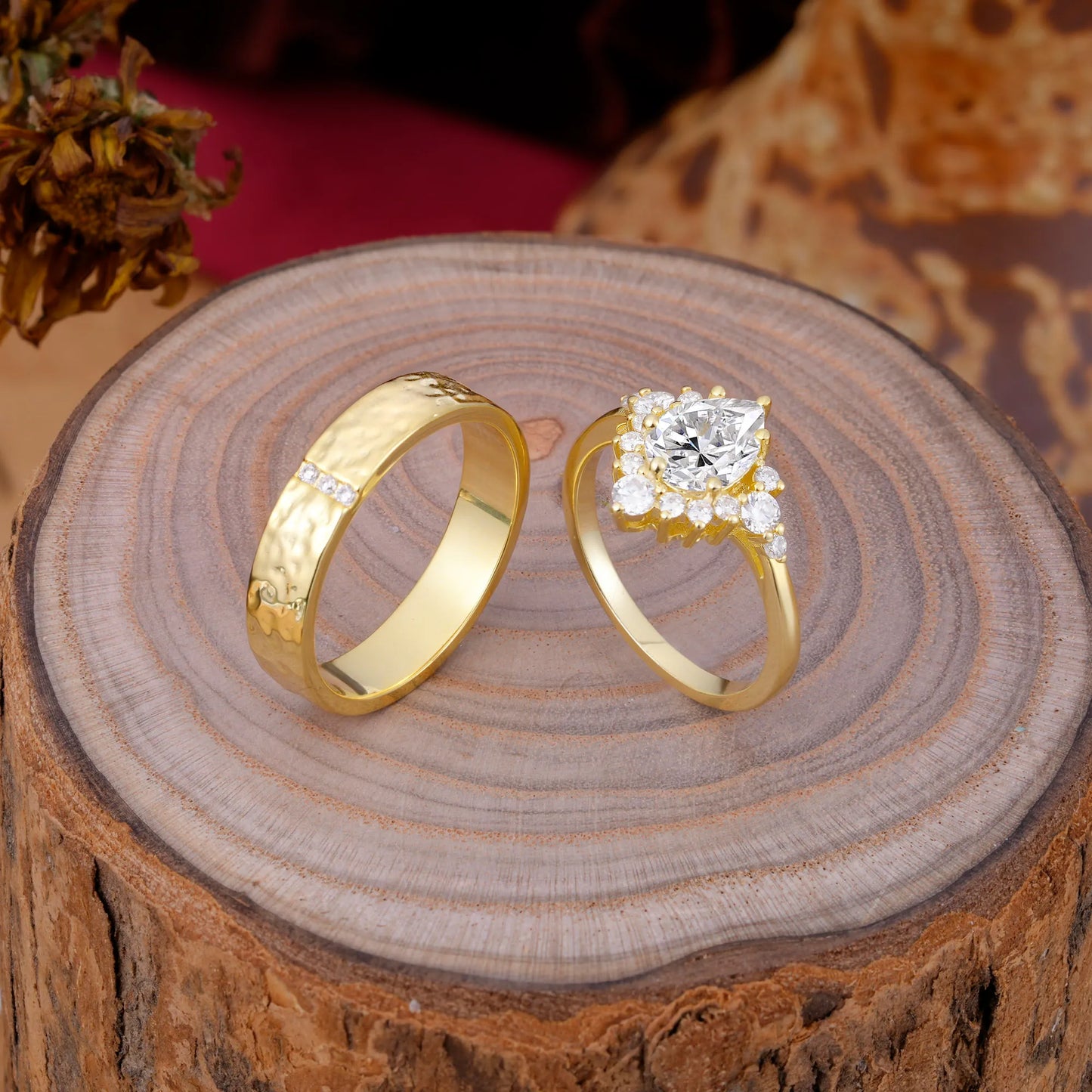 Luxurious 5-Prong Pear-Cut Lab Diamond Engagement Couple Rings