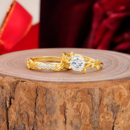 Nature-Inspired Leaf & Floral Round Cut Moissanite Couple Rings Set
