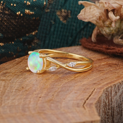 Vintage Round Cut Twisted Band Opal Engagement Ring for Women