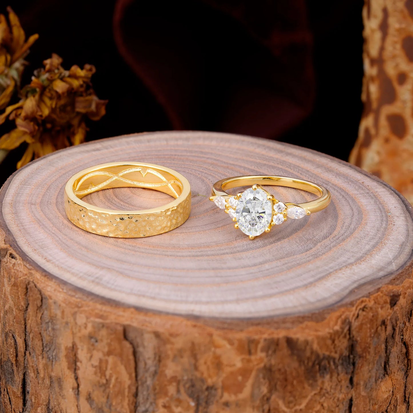 Luxurious 6-Prong Oval-Cut Moissanite Engagement Couple Rings