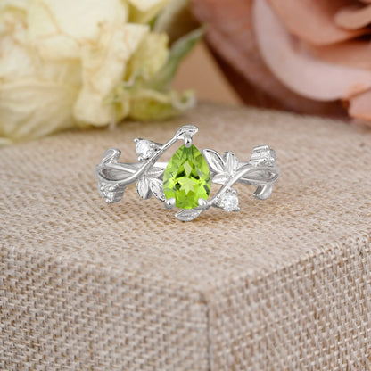 Branch-Inspired 3-Prong Pear-Cut Peridot Engagement Ring