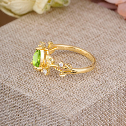 Branch-Inspired 3-Prong Pear-Cut Peridot Engagement Ring