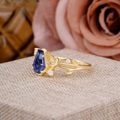Nature Inspired 4 Prong Coffin-Cut Tanzanite Engagement Ring
