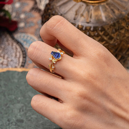 Nature Inspired 4 Prong Coffin-Cut Tanzanite Engagement Ring