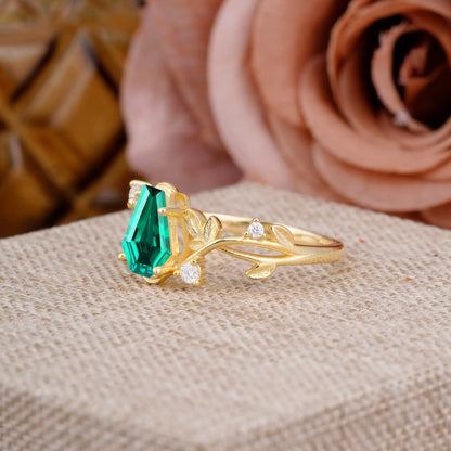 Nature Inspired 4 Prong Coffin-Cut Emerald Engagement Ring