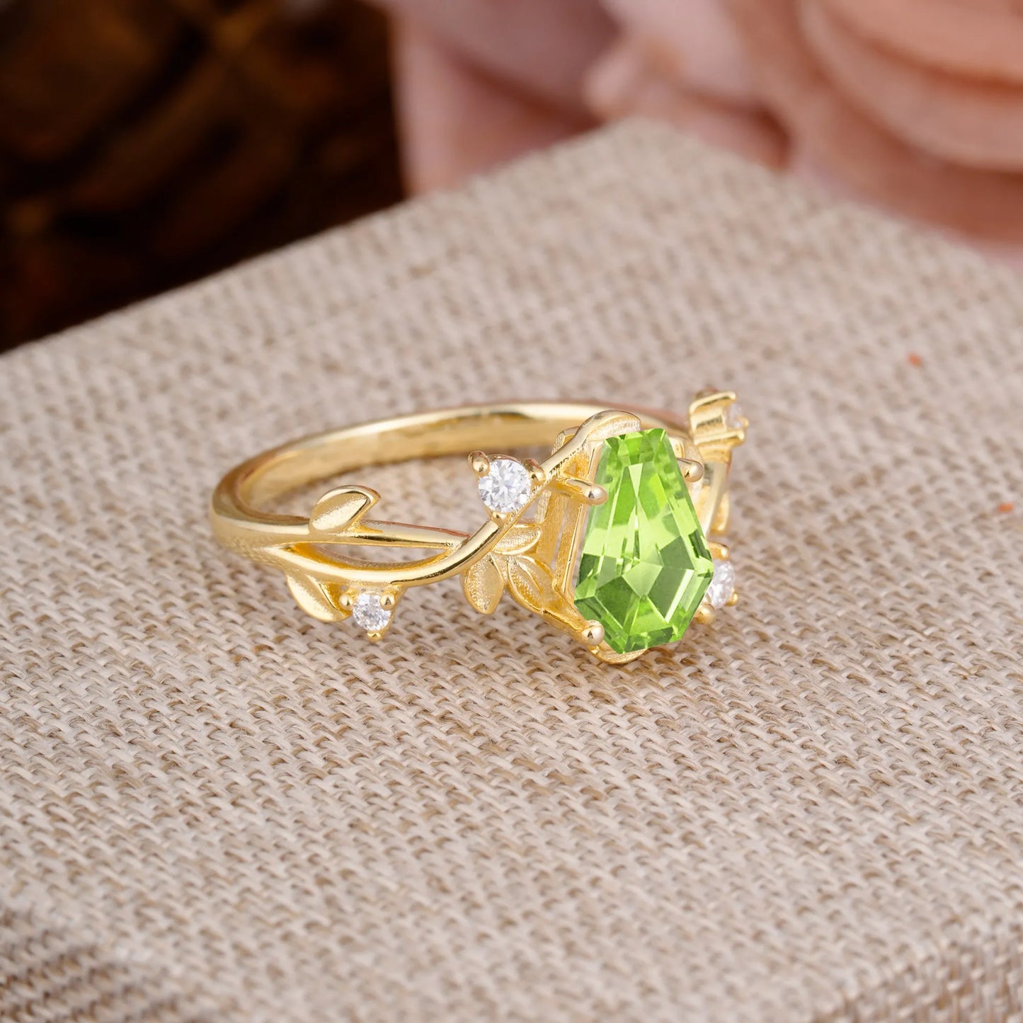 Nature Inspired 4 Prong Coffin-Cut Peridot Engagement Ring