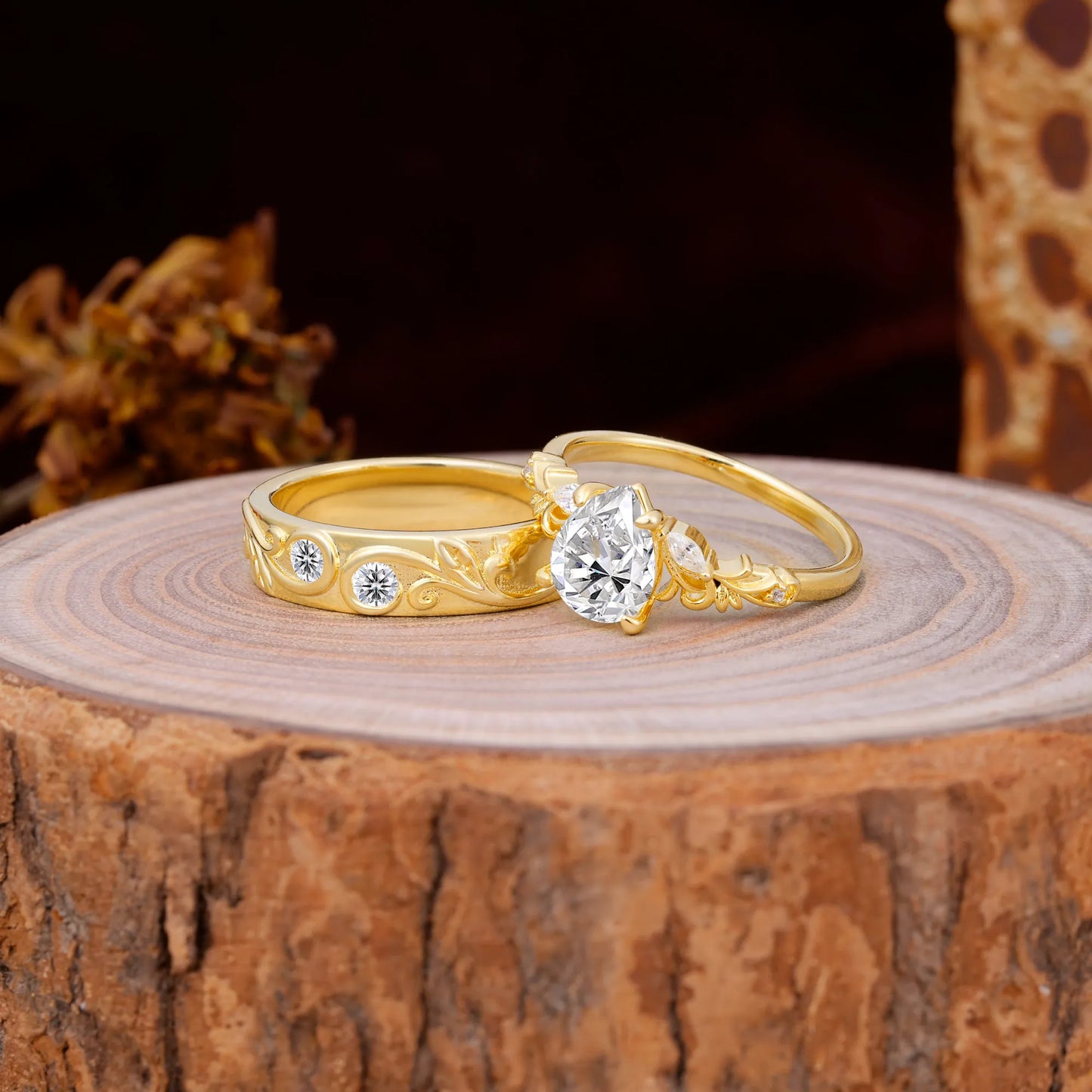 Nature Inspired  Luxurious 4-Prong Pear-Cut  Lab Diamond Engagement Couple Rings