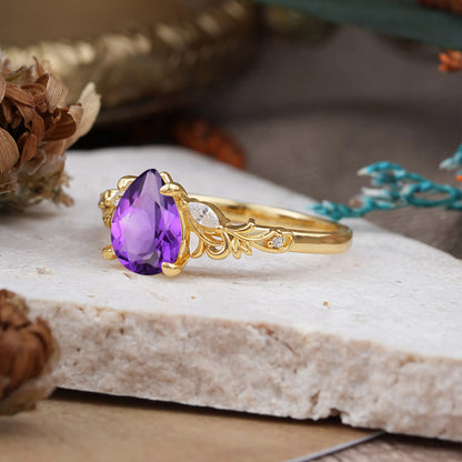 Romantic 4-Prong Pear-Cut Amethyst Engagement Ring