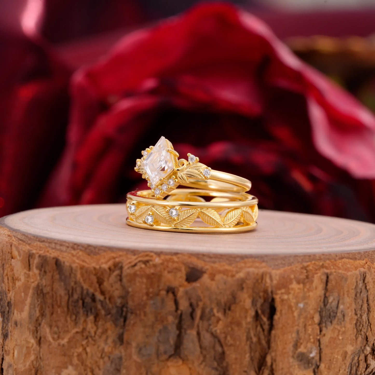 Nature-Inspired  4-Prong Kite-Cut Moissanite Engagement Couple Rings