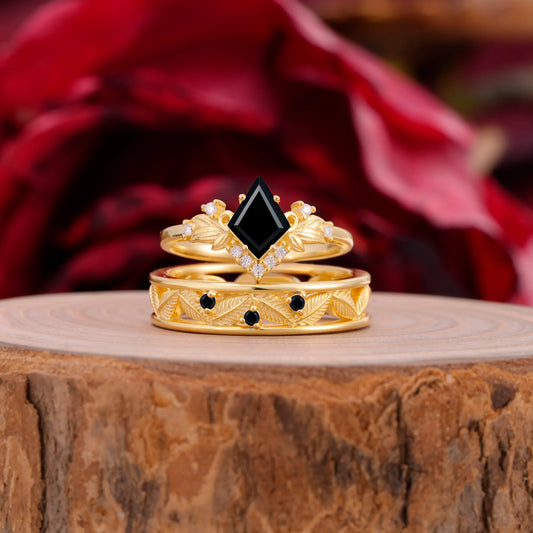 Nature-Inspired 4-Prong Kite-Cut Black Onyx Engagement Couple Rings