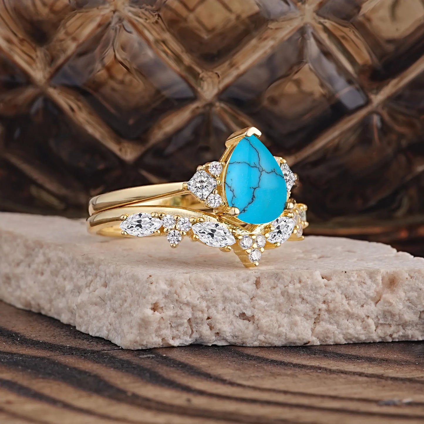 Luxury 3-Prong Pear-Cut Turquoise Engagement Ring Set