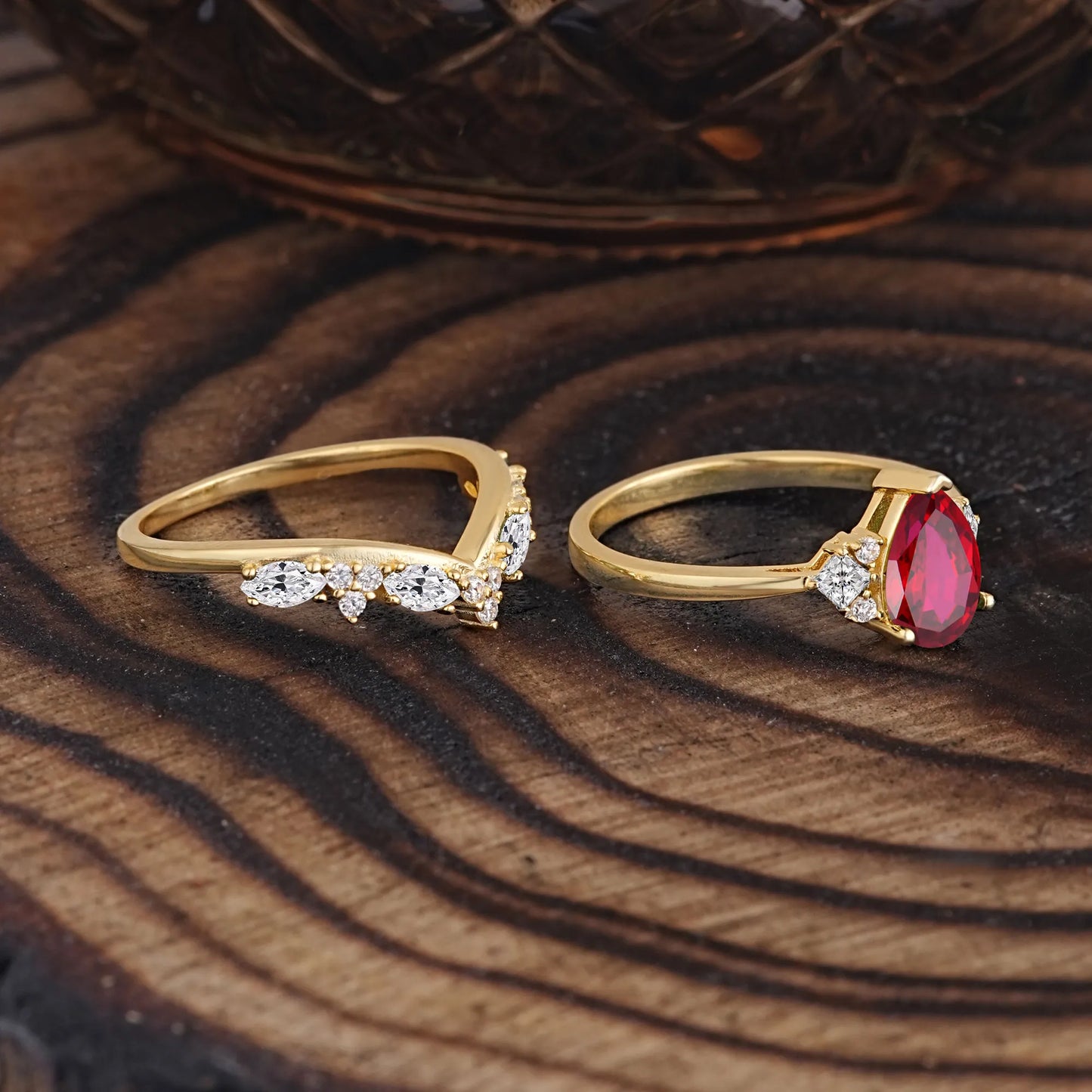 Luxury 3-Prong Pear-Cut Ruby Engagement Ring Set