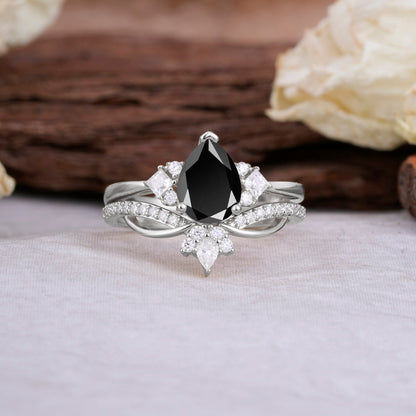 Fashion-Forward Luxury Pear-Cut Black Onyx Bridal Ring Set