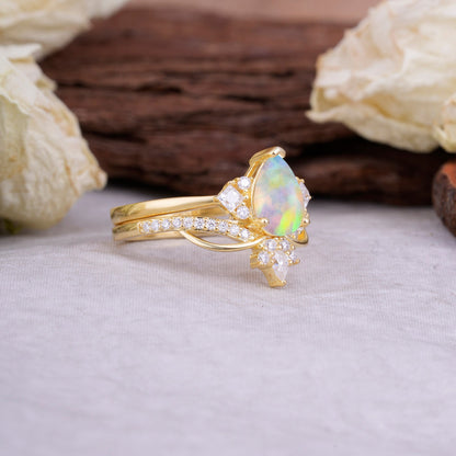 Fashion-Forward Luxury Pear-Cut Opal Bridal Ring Set