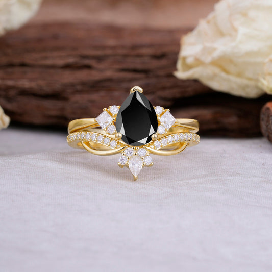 Fashion-Forward Luxury Pear-Cut Black Onyx Bridal Ring Set