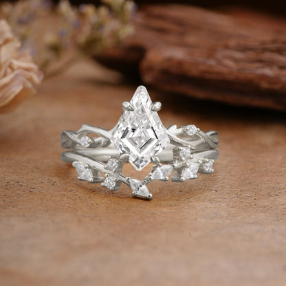 Fashion 4-Prong Kite-Cut Lab Diamond Bridal Ring Set