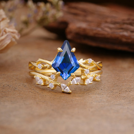 Fashion 4-Prong Kite-Cut Sapphire Bridal Ring Set