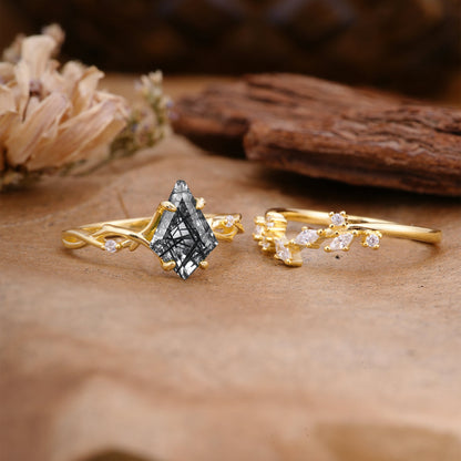 Fashion 4-Prong Kite-Cut Black Rutilated Quartz Bridal Ring Set