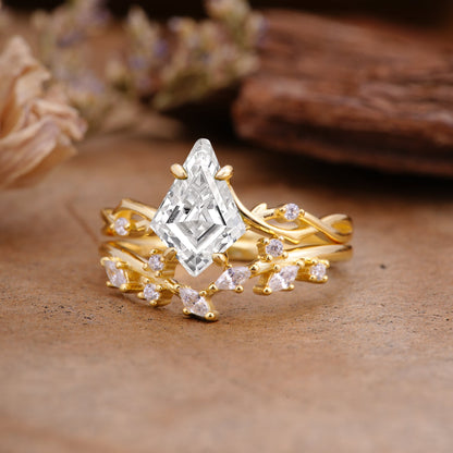 Fashion 4-Prong Kite-Cut Lab Diamond Bridal Ring Set