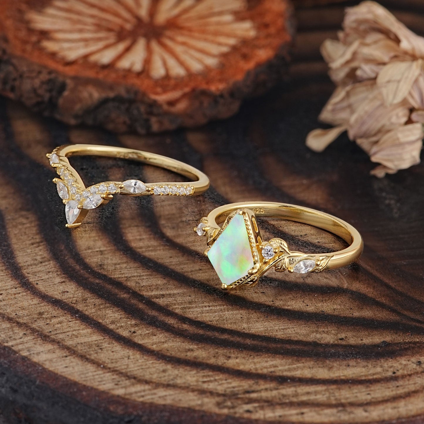 Luxury Nature-Inspired 4-Prong Kite-Cut Opal Bridal Ring Set