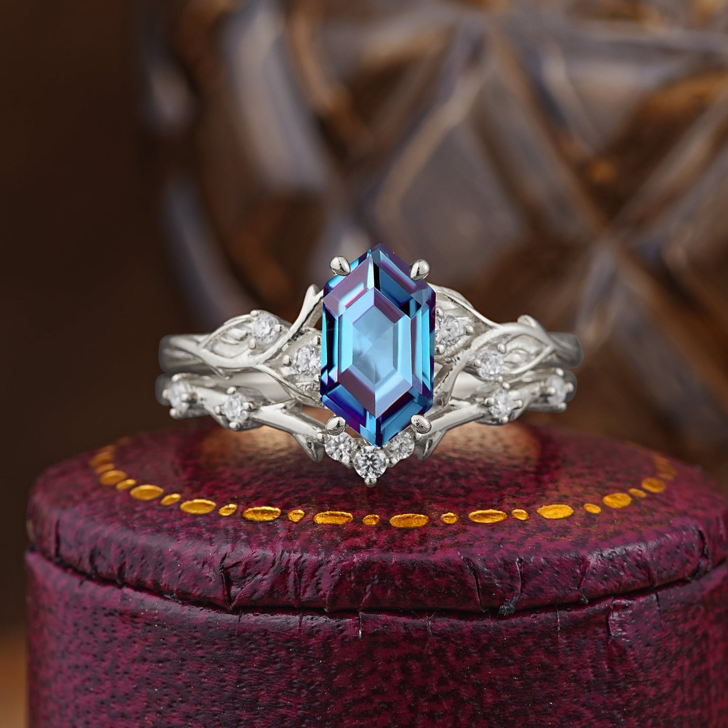 Nature-Inspired 4-Prong Hexagon-Cut Alexandrite Bridal Ring Set