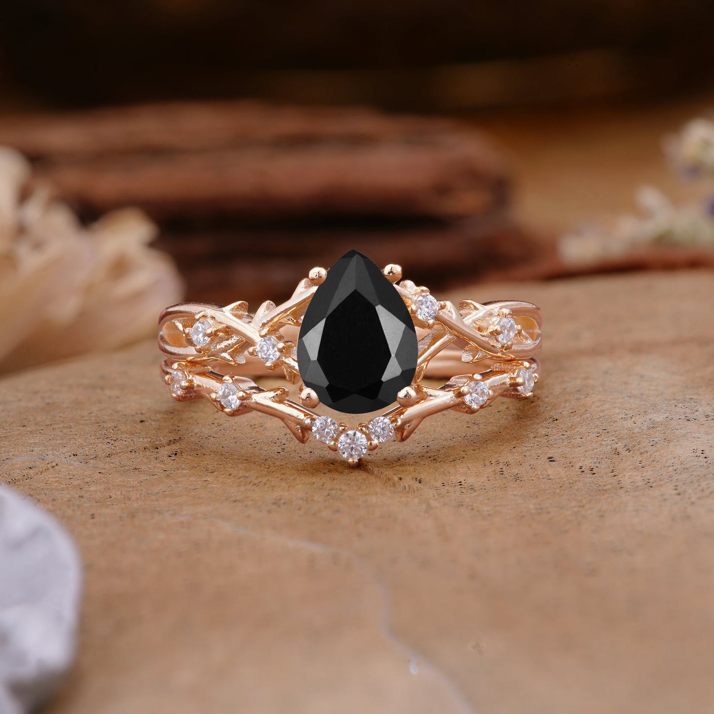 Nature-Inspired Pear-Cut Black Onyx Bridal Ring Set