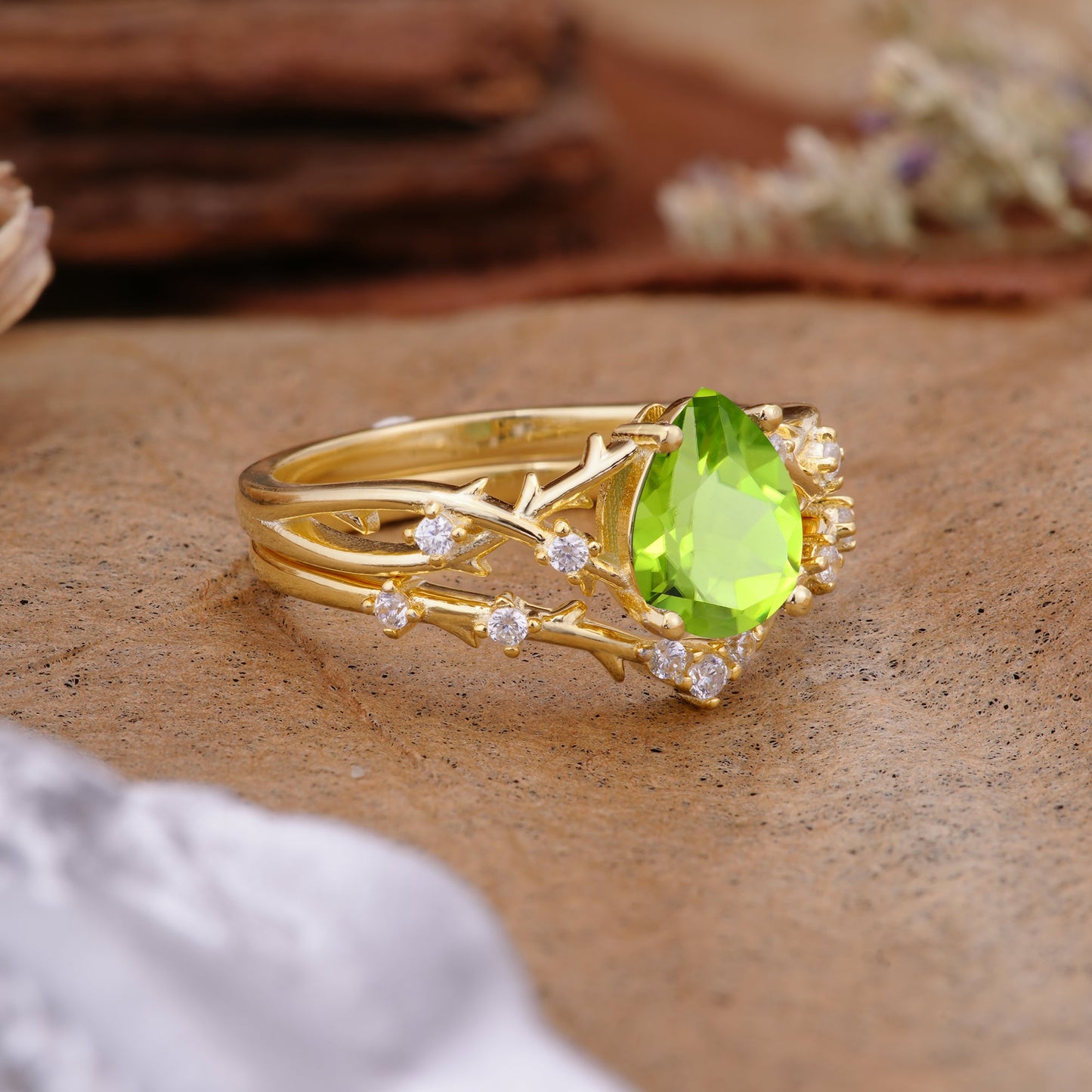 Nature-Inspired Pear-Cut Peridot Bridal Ring Set