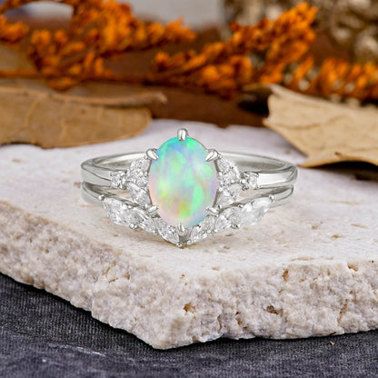 Luxury 3-Prong Pear-Cut Moissanite Engagement Ring Set
