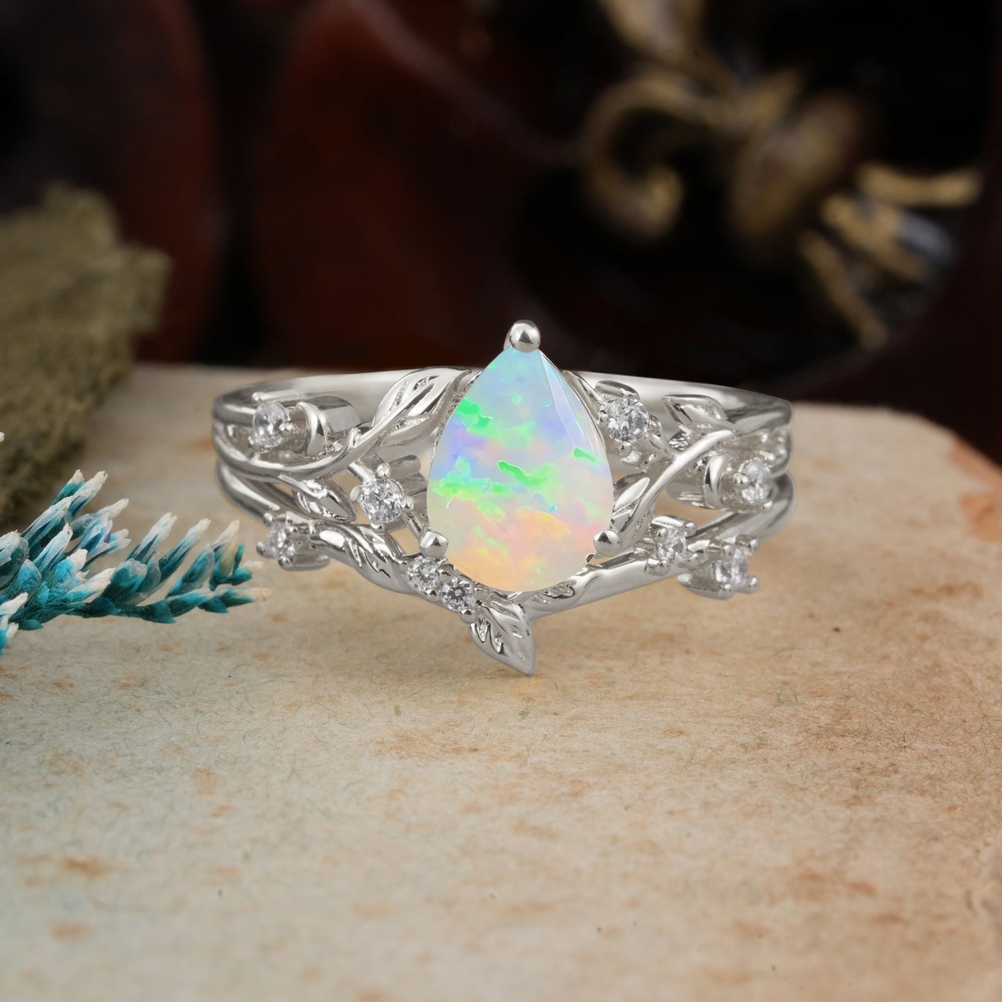 Luxury 6-Prong Oval-Cut Moissanite Bridal Ring Set