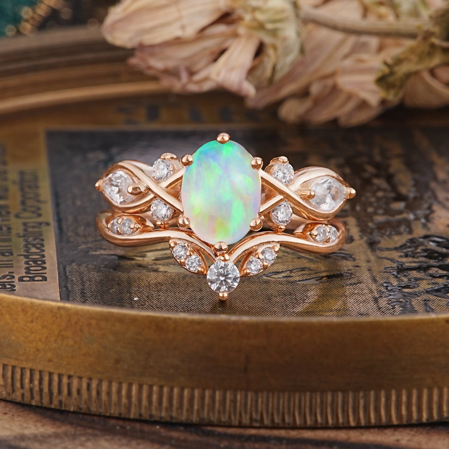 Nature-Inspired 3-Prong Oval-Cut Moissanite Bridal Ring Set with Vine Accents