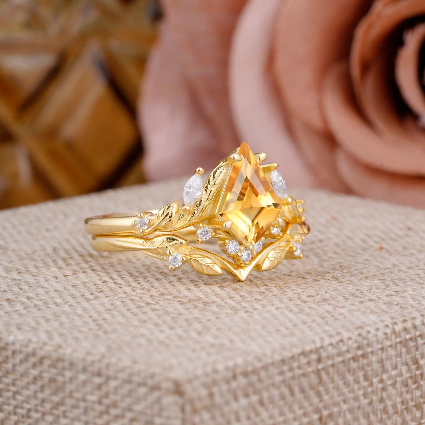 Nature Inspired The Dreamy Kite- Cut Citrine with Fantasy Leaf Gold Ring Set