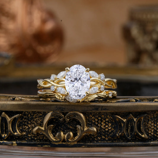 Nature-inspired 4-Prong Oval Cut Lab Diamond Stacking Ring