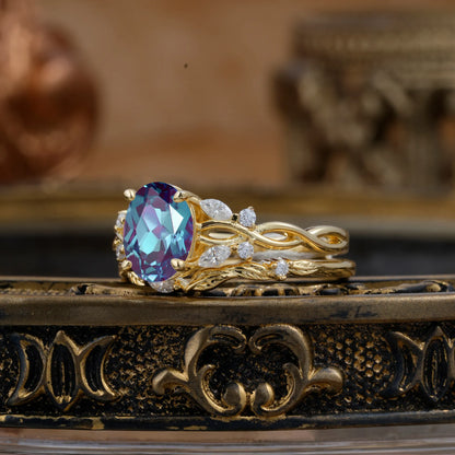 Nature-inspired 4-Prong Oval Cut Alexandrite Stacking Ring