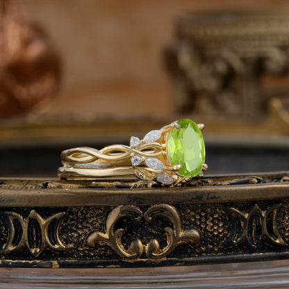 Nature-inspired 4-Prong Oval Cut Peridot Stacking Ring