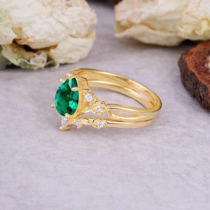 Art Nouveau 5-Prong Pear Cut Emerald Ring