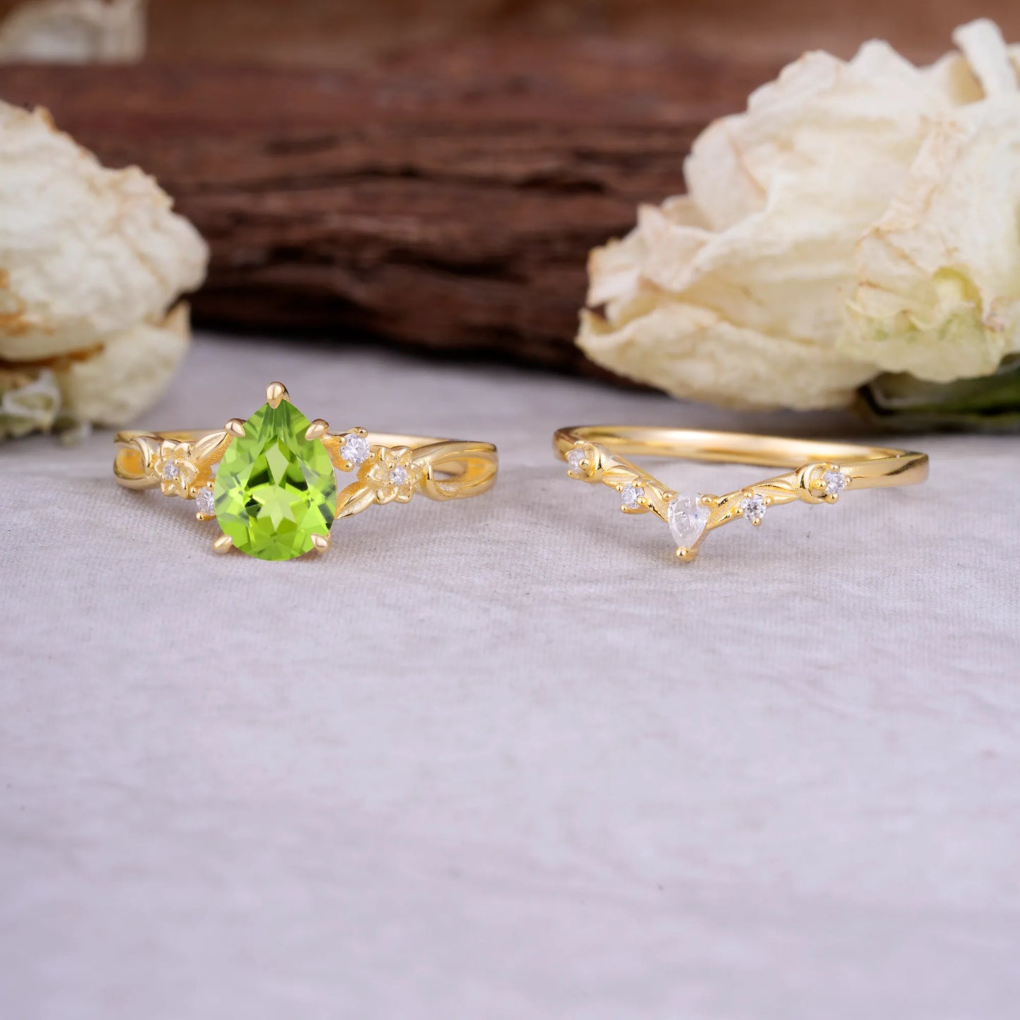 Art Nouveau 5-Prong Pear Cut Peridot Ring