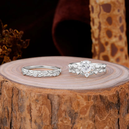 Elegant Leaf Motif Moissanite Promise Rings for Couples