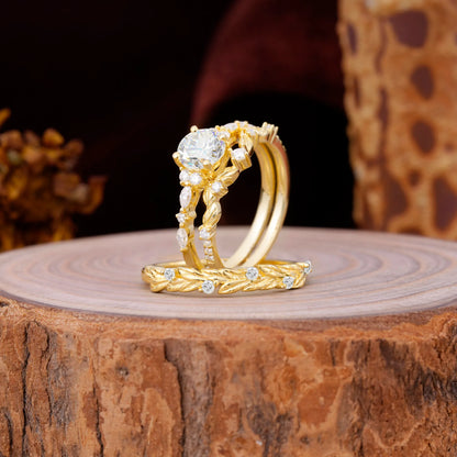 Elegant Leaf Motif Moissanite Promise Rings for Couples