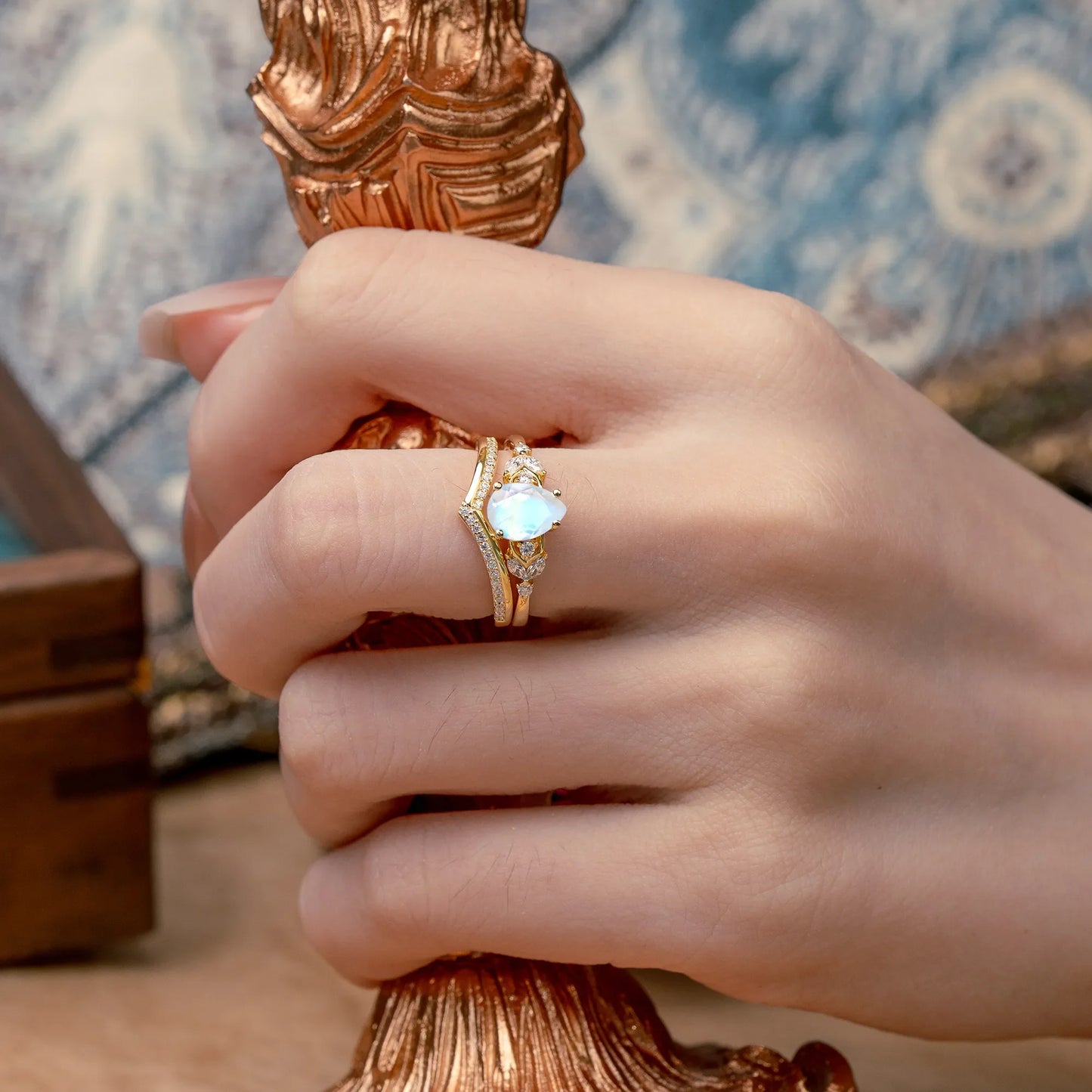 Luxurious Vintage-Inspired 4-Prong Pear-Cut Natural Moonstone Engagement Ring Set