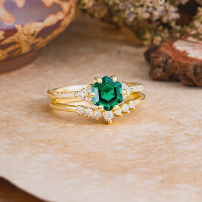 Classic 6-Prong Hexagonal-Cut Emerald Engagement Ring Set