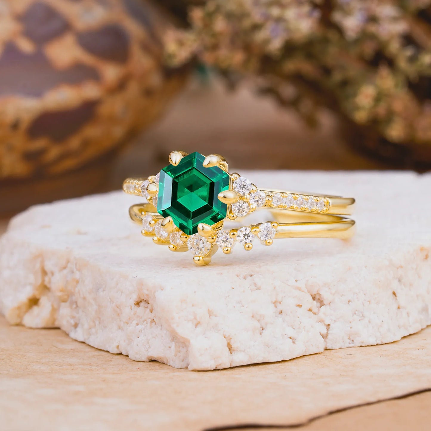 Classic 6-Prong Hexagonal-Cut Emerald Engagement Ring Set