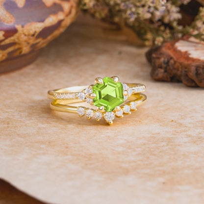 Classic 6-Prong Hexagonal-Cut Peridot Engagement Ring Set