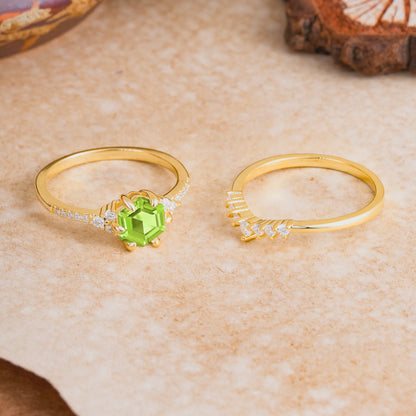 Classic 6-Prong Hexagonal-Cut Peridot Engagement Ring Set