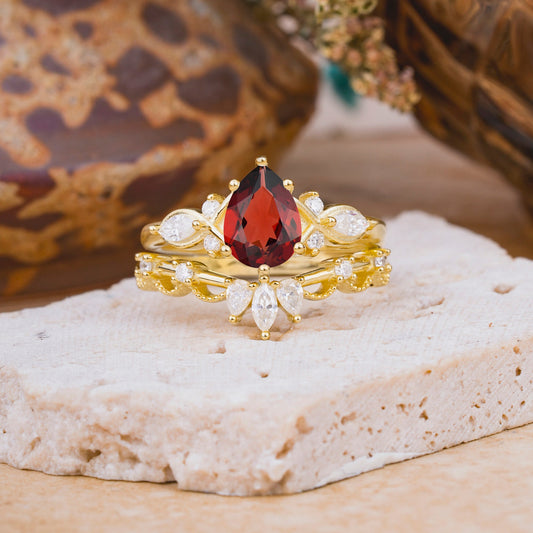 6 Prong Romantic Vine Themed Pear Cut Garnet Bridal Ring Set