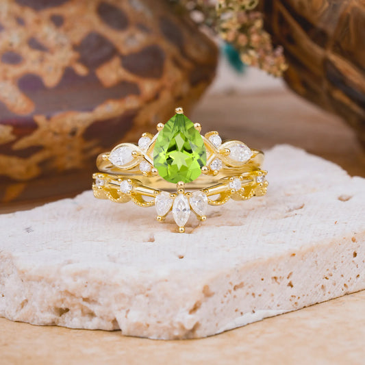6 Prong Romantic Vine Themed Pear Cut Peridot Rings