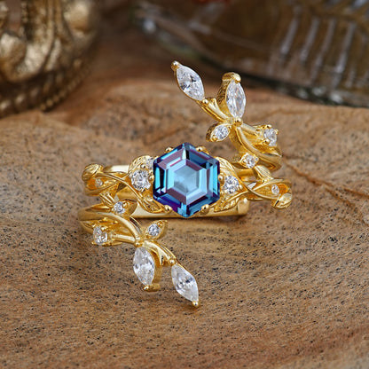 Nature-Inspired Luxury Hexagonal-Cut Alexandrite Bridal Ring Set